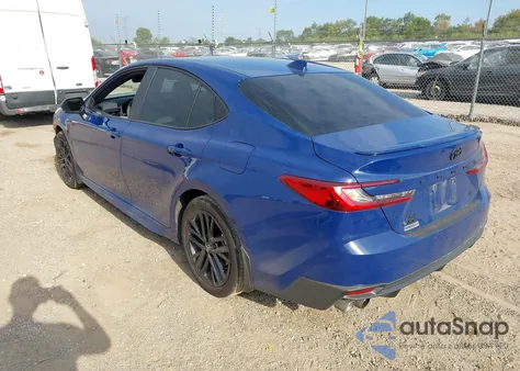 2025 Toyota Camry Se z USA, uszkodzony, nr VIN 4T1DBADK9SU022633